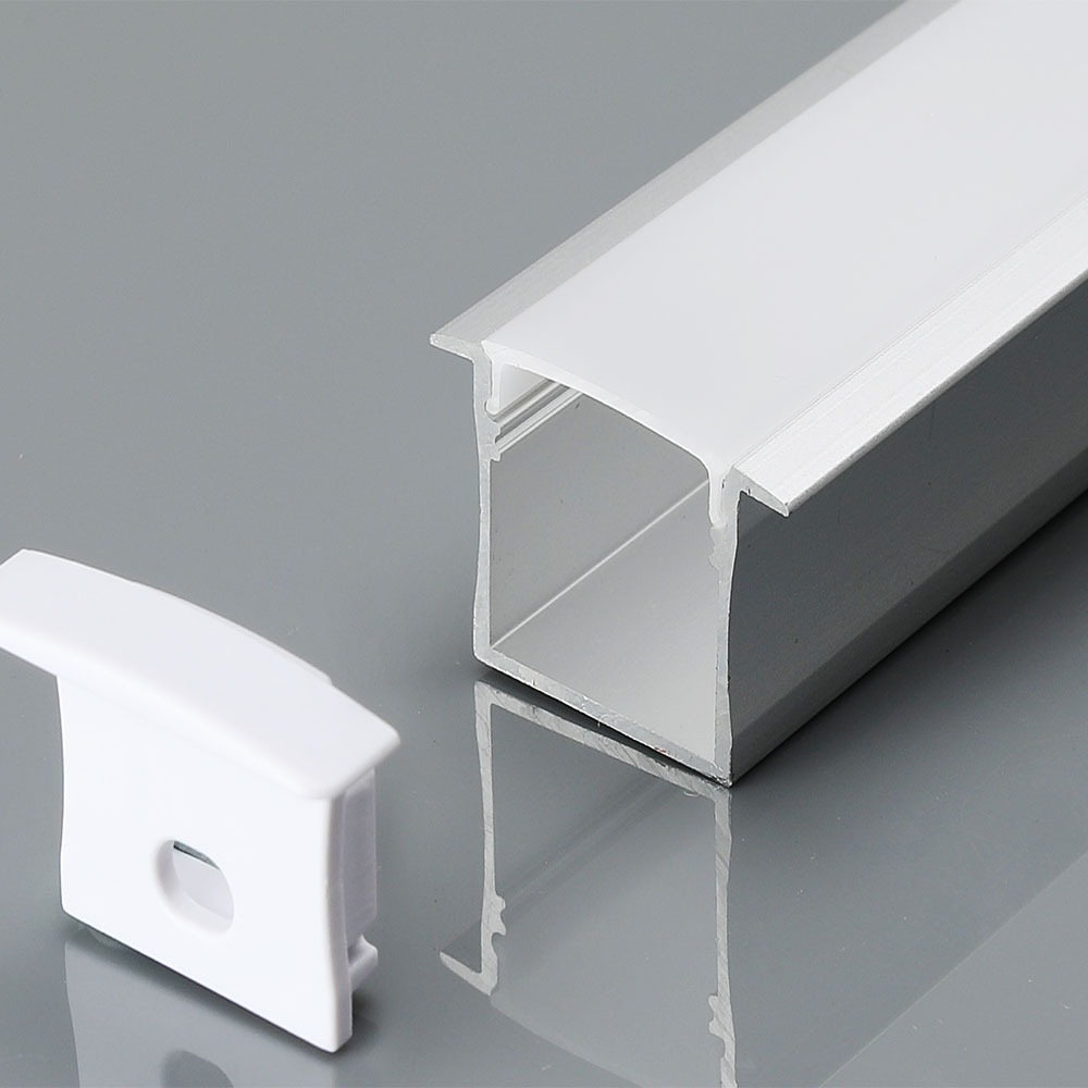 LED aluminijasti profil 2000 x 30 x 20 mm + mlečni pokrov